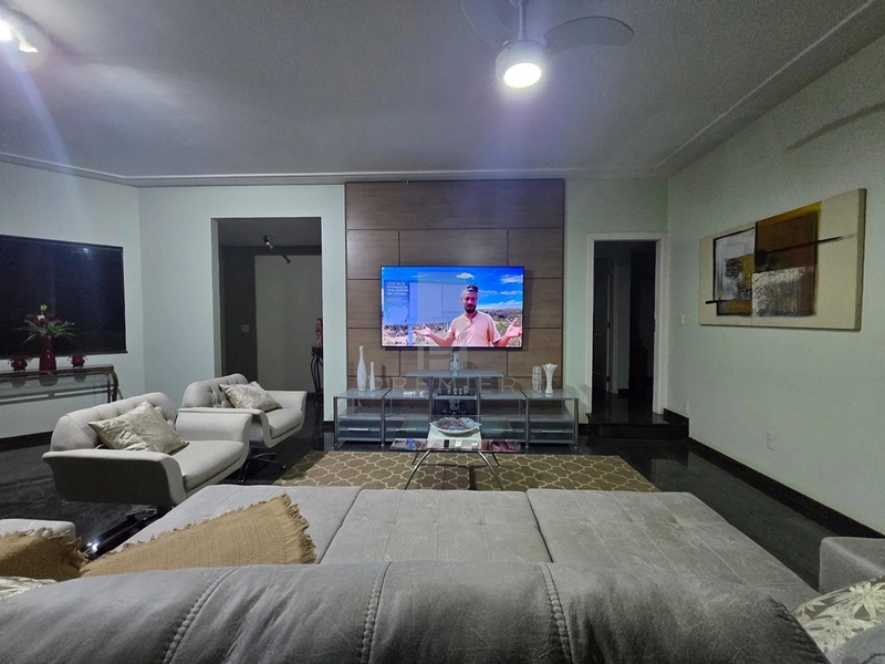 Casa com 5 dormitórios no Jardim Tropical-Marilia-SP: 3ª foto da galeria de imagens do imóvel