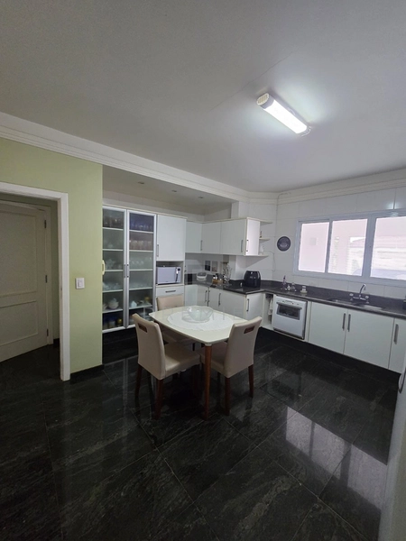 Casa com 5 dormitórios no Jardim Tropical-Marilia-SP: 42ª foto da galeria de imagens do imóvel