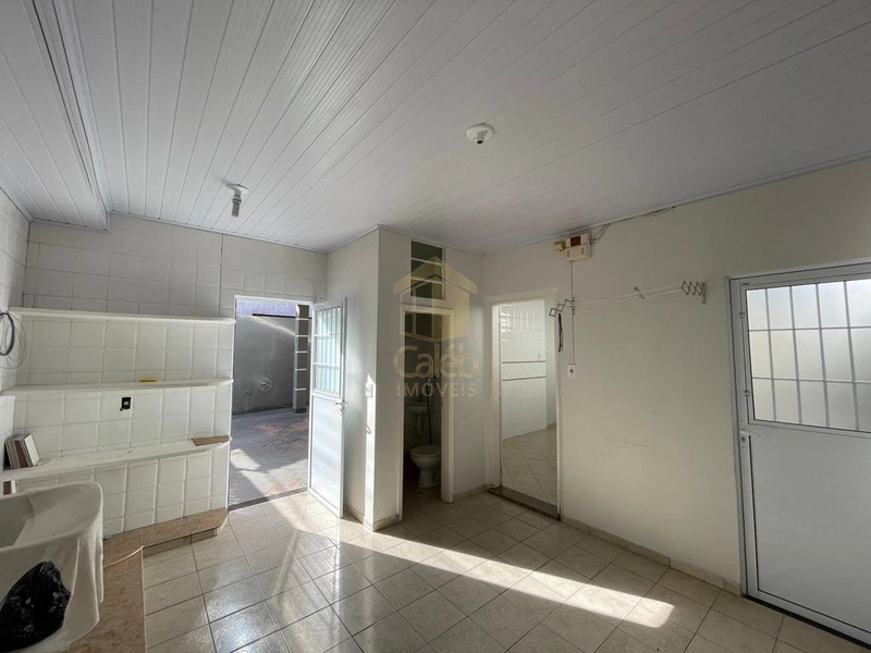 Casa à venda no Bairro Salgado Filho em Marília-SP: 4ª foto da galeria de imagens do imóvel