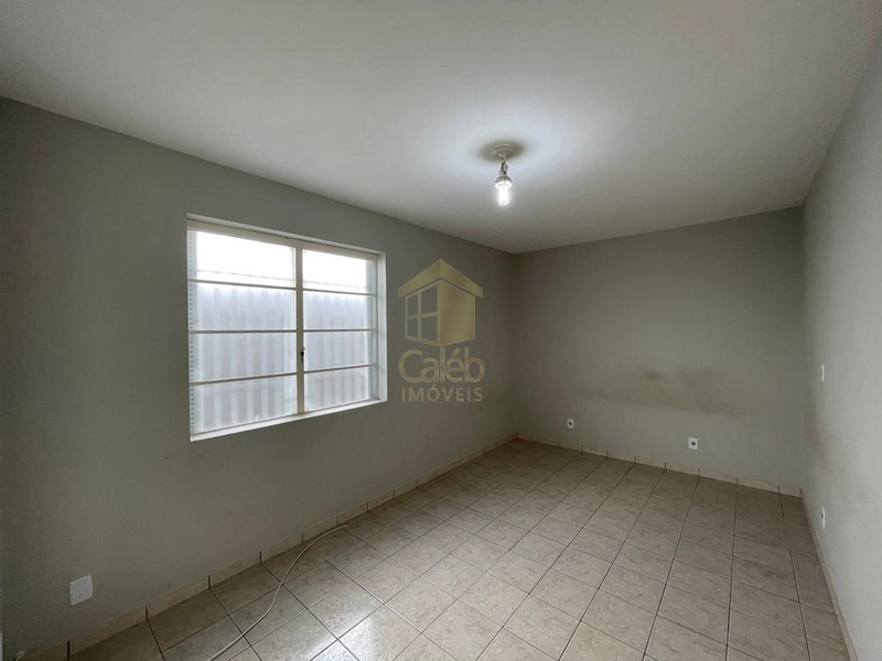 Casa à venda no Bairro Salgado Filho em Marília-SP: 18ª foto da galeria de imagens do imóvel