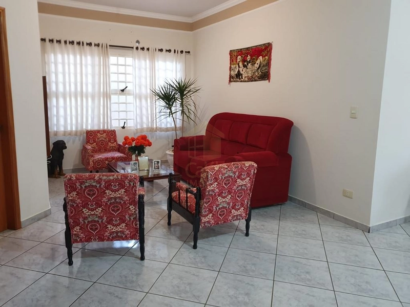 Vende-se Casa no Jardim São Domingos em Marília-SP. e: 3ª foto da galeria de imagens do imóvel