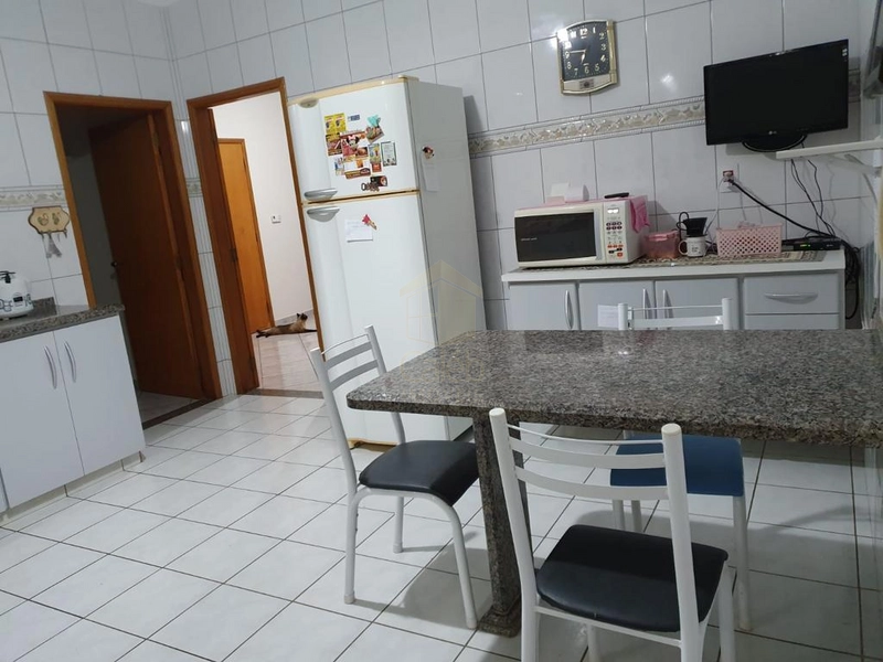 Vende-se Casa no Jardim São Domingos em Marília-SP. e: 11ª foto da galeria de imagens do imóvel