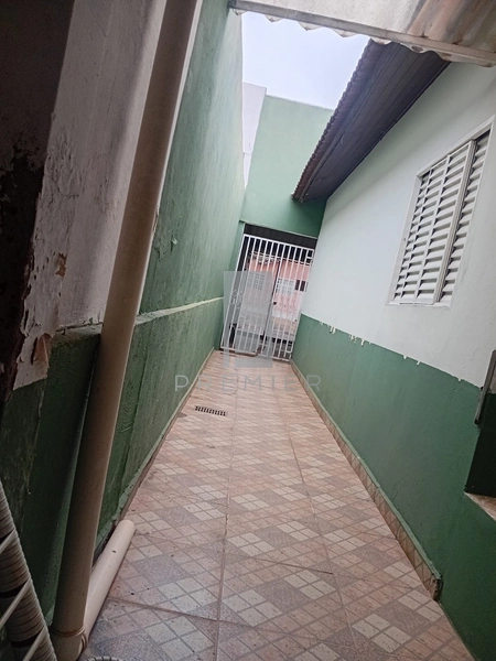 Casa a Venda com 2 quartos no Bairro Figueirinha em Marília-SP. : 14ª foto da galeria de imagens do imóvel
