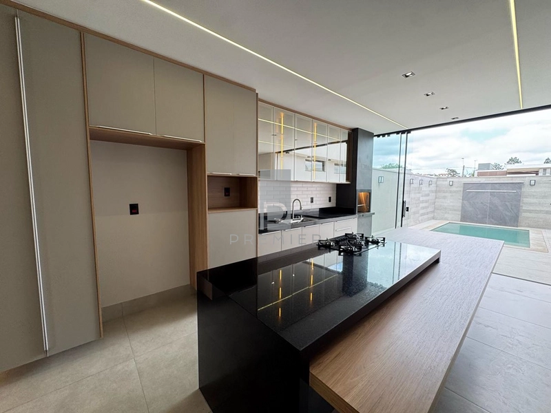 Casa com 3 suites e piscina no condominio Recanto das Esmeraldas-Marilia/SP: 6ª foto da galeria de imagens do imóvel