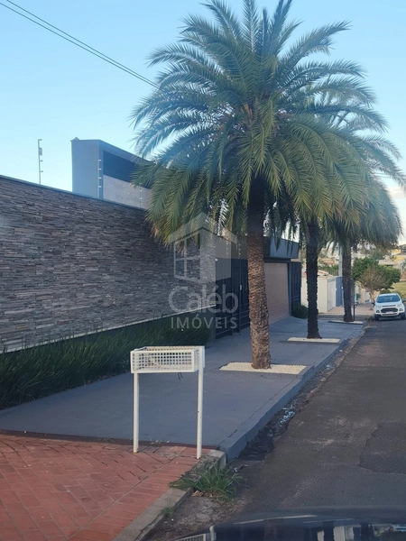 Casa a Venda no Bairro Tropical em Marília-SP.: 1ª foto da galeria de imagens do imóvel