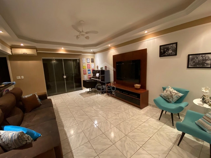 Casa a Venda no Bairro Rivieira em Marília-SP.: 1ª foto da galeria de imagens do imóvel