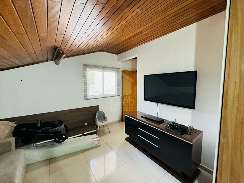 Casa a Venda com 5 quartos no Condomínio Valle do Canaã em Marília-SP.: 44ª foto da galeria de imagens do imóvel