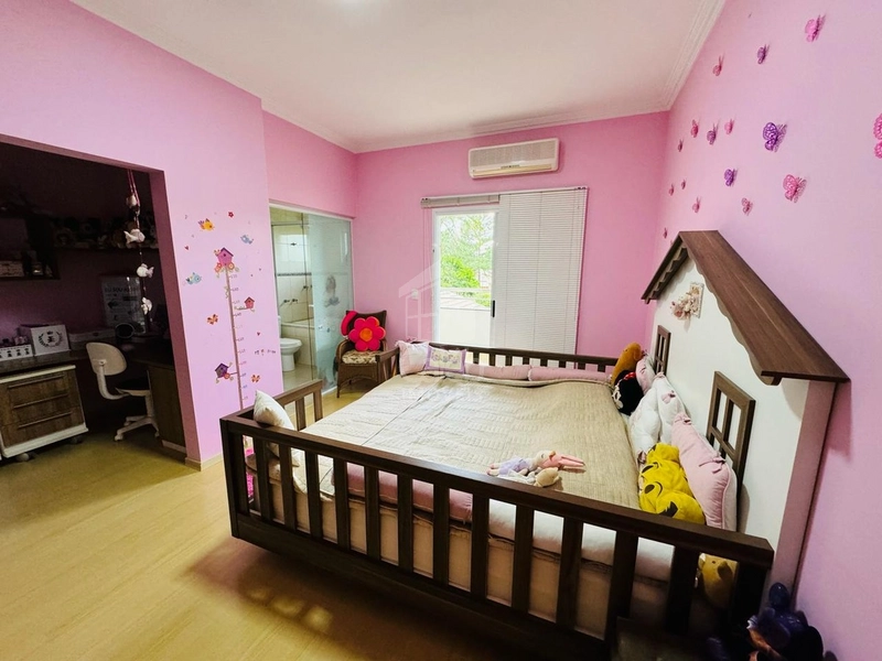 Casa a Venda com 5 quartos no Condomínio Valle do Canaã em Marília-SP.: 28ª foto da galeria de imagens do imóvel