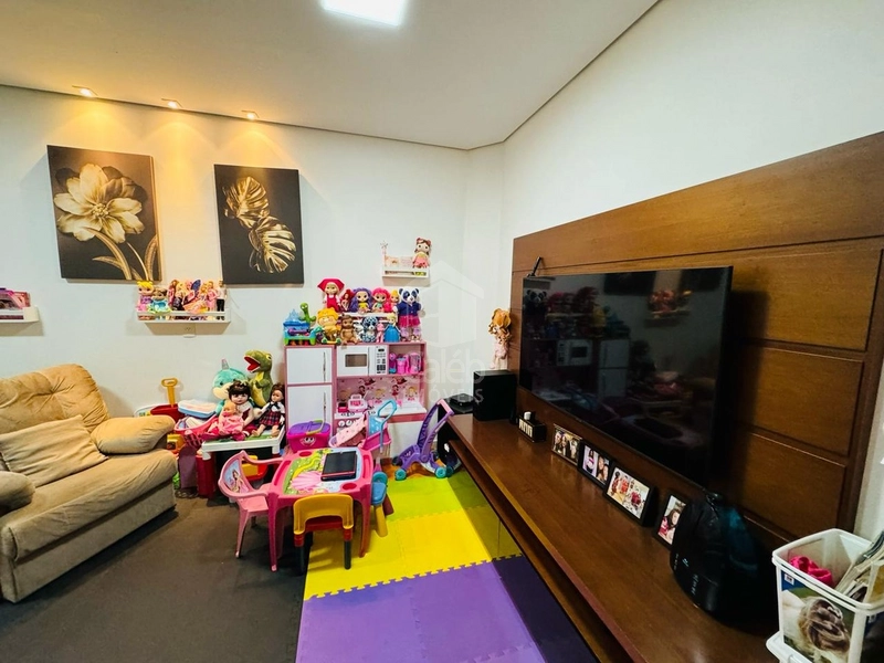 Casa a Venda com 5 quartos no Condomínio Valle do Canaã em Marília-SP.: 19ª foto da galeria de imagens do imóvel