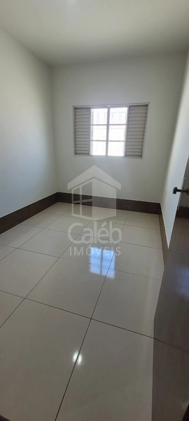 Casa à venda com 3 dormitórios no Jardim Ohara em Marília-SP: 10ª foto da galeria de imagens do imóvel