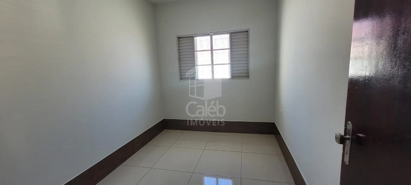 Casa à venda com 3 dormitórios no Jardim Ohara em Marília-SP: 8ª foto da galeria de imagens do imóvel