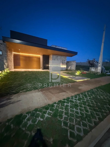 Casa com 3 suites e piscina no condomínio verana em Marília-SP: 2ª foto da galeria de imagens do imóvel