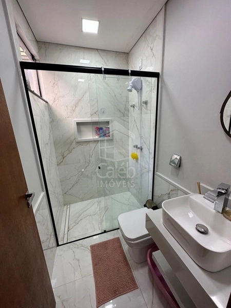 Casa a venda no Jardim Florença com 3 suítes e piscina em Marília-SP: 13ª foto da galeria de imagens do imóvel