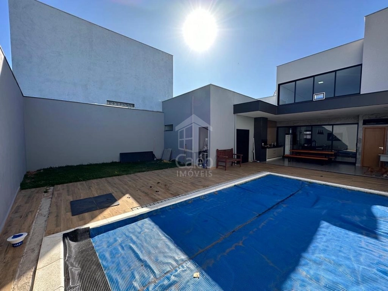Casa a venda no Jardim Florença com 3 suítes e piscina em Marília-SP: 10ª foto da galeria de imagens do imóvel
