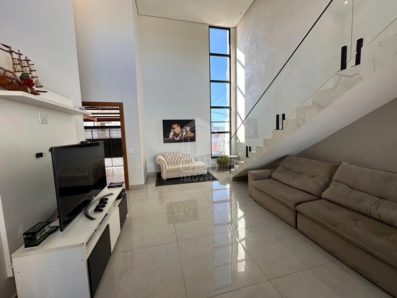 Casa a venda no Jardim Florença com 3 suítes e piscina em Marília-SP: 22ª foto da galeria de imagens do imóvel