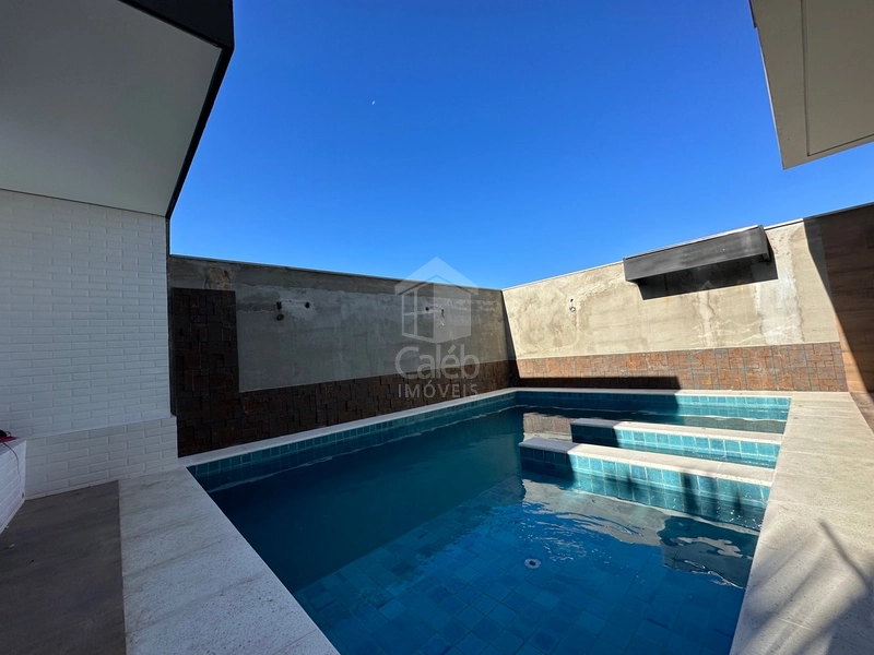 Casa sobrado com 3 suítes e piscina no condomínio Terras da Fazenda: 11ª foto da galeria de imagens do imóvel