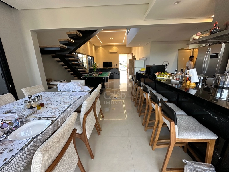 Casa sobrado com 3 suítes e piscina no condomínio Terras da Fazenda: 14ª foto da galeria de imagens do imóvel