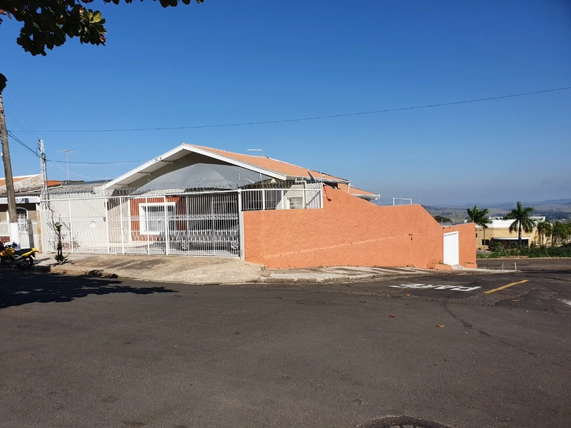 Casa à venda no Jardim Ohara em Marília SP: 2ª foto da galeria de imagens do imóvel