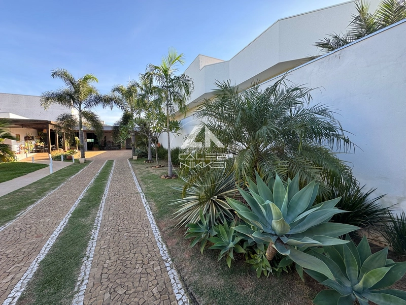 Casa com 3 suítes e piscina à venda no Cond. Campo Belo-Marília-SP: 3ª foto da galeria de imagens do imóvel