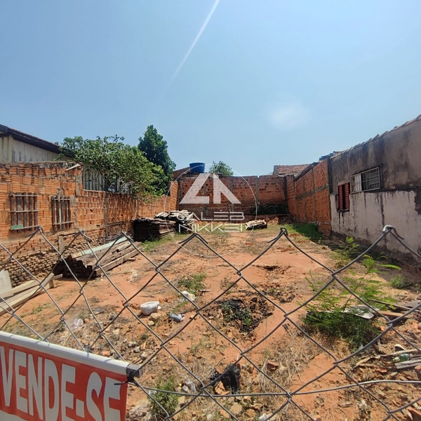 Terreno no Bairro Vila Nova em Marilia / SP: 1ª foto da galeria de imagens do imóvel