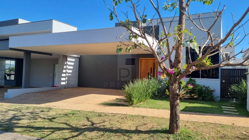 Casa com 3 quartos e piscina no Condominio Costa do Ipe em Marilia: 2ª foto da galeria de imagens do imóvel