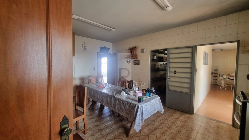 Casa a Venda no Bairro Aeroporto em Marília-SP.: 8ª foto da galeria de imagens do imóvel