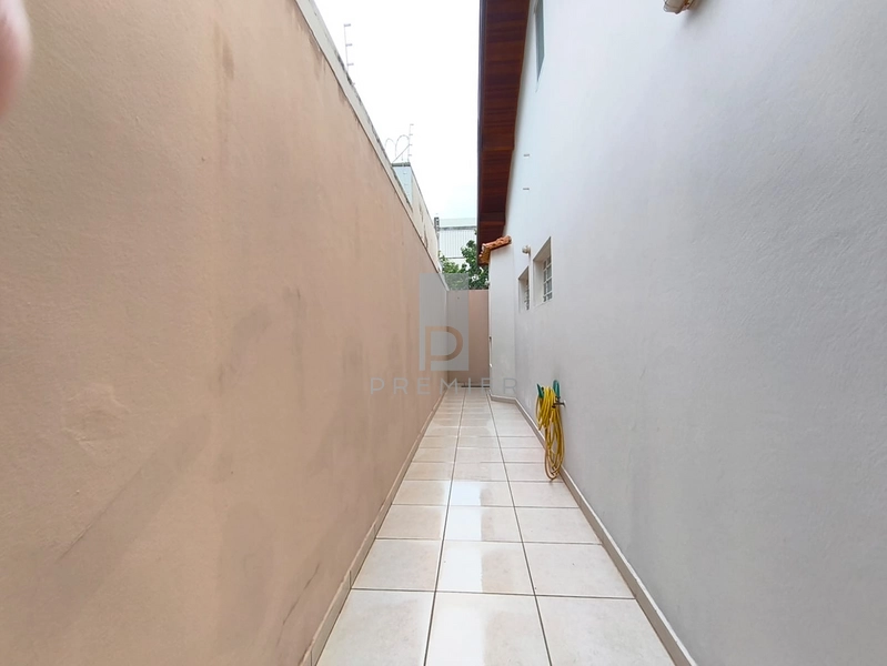 Casa com 3 quartos no JD. Tropical em Marilia / SP: 9ª foto da galeria de imagens do imóvel