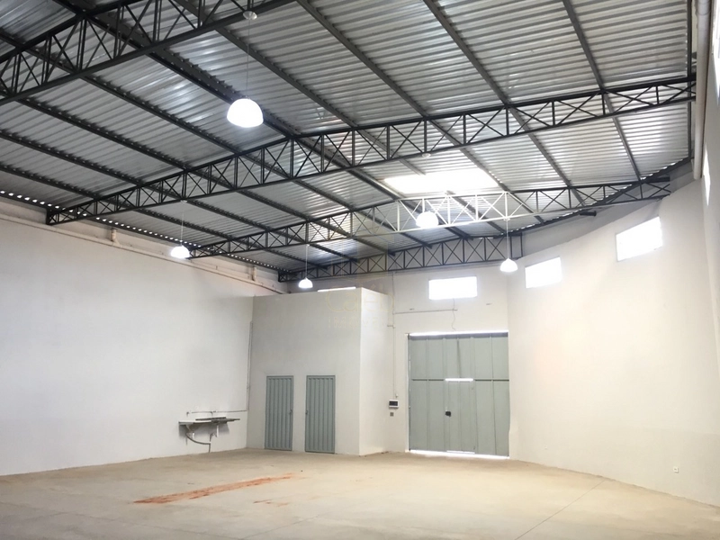 Vende-se Barracão no Bairro Sasazaki em Marília-SP.: 3ª foto da galeria de imagens do imóvel