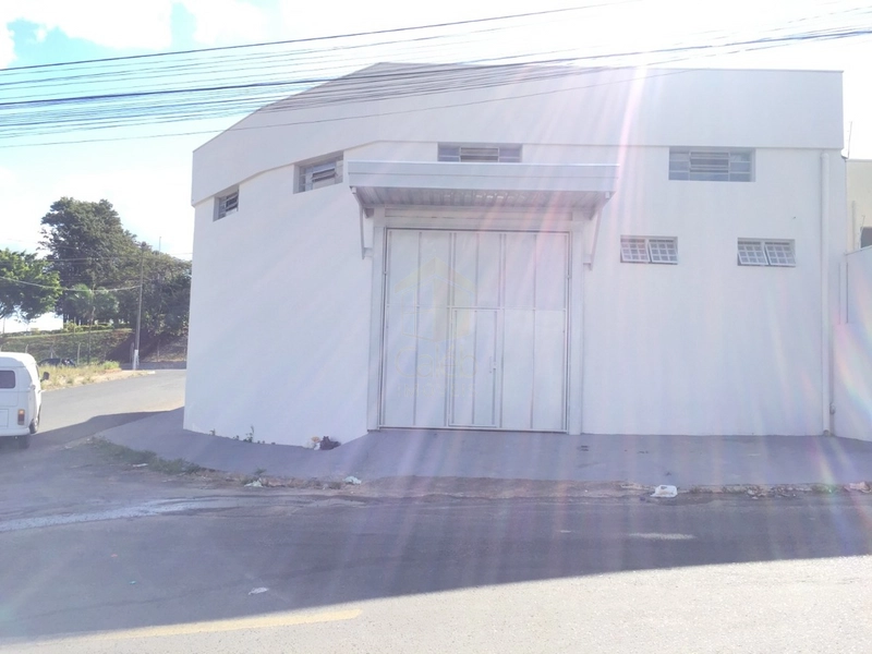 Vende-se Barracão no Bairro Sasazaki em Marília-SP.: 2ª foto da galeria de imagens do imóvel