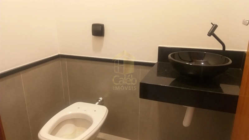 Vende-se Imóvel no Jd. Cavallari em Marília-SP.: 17ª foto da galeria de imagens do imóvel