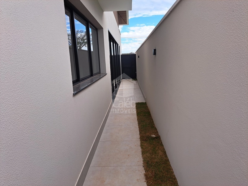 Casa no cond. Terras da Fazenda 3 suítes e piscina-Marília-SP: 12ª foto da galeria de imagens do imóvel