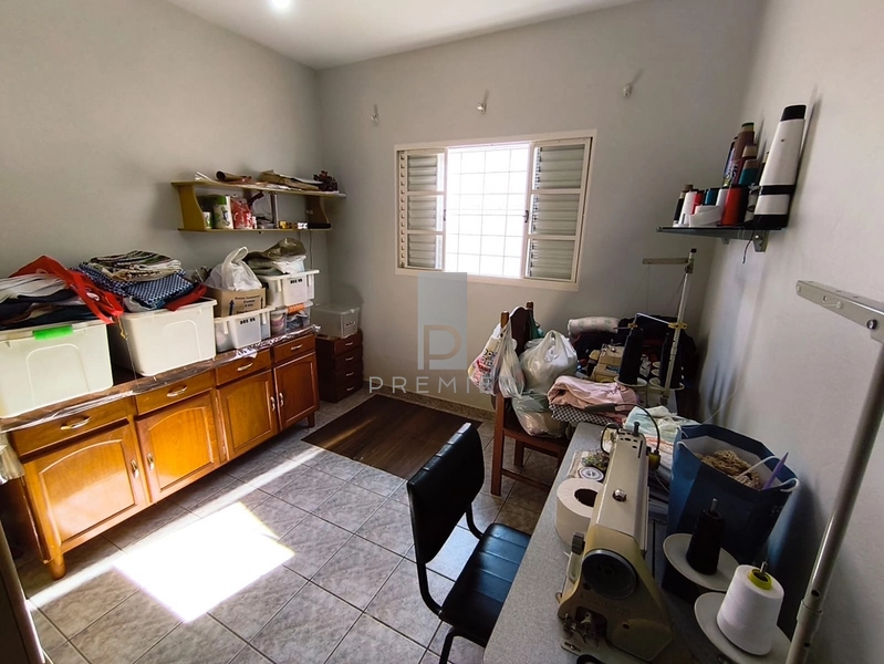 Casa a Venda com 3 Quartos sendo 1 Suíte no Jd. Estoril em Marília-SP. : 10ª foto da galeria de imagens do imóvel