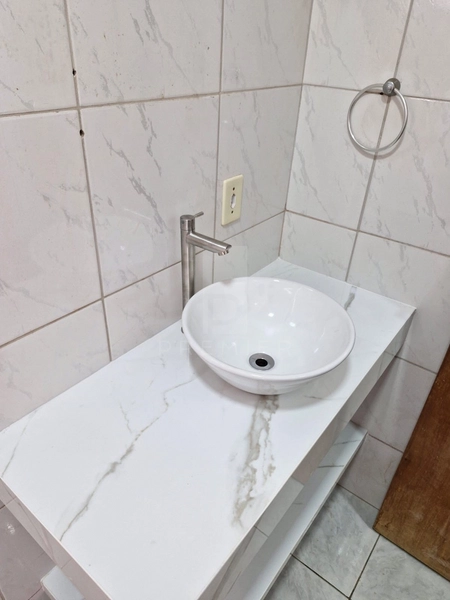 Casa com 3 quartos sendo 1 suíte no Jd. Universitário em Marília-SP.: 5ª foto da galeria de imagens do imóvel