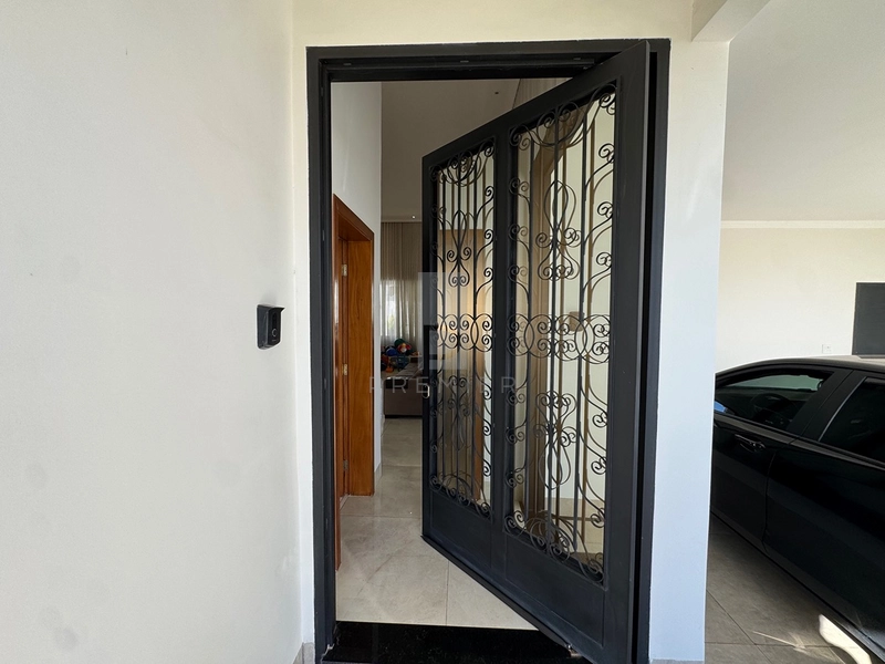 Casa com 3 suites e piscina terreno com 415 m2 Cond. Verana - Marilia-SP: 3ª foto da galeria de imagens do imóvel