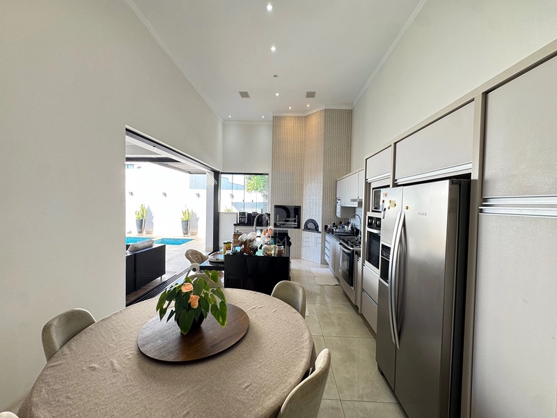 Casa com 3 suites e piscina terreno com 415 m2 Cond. Verana - Marilia-SP: 14ª foto da galeria de imagens do imóvel