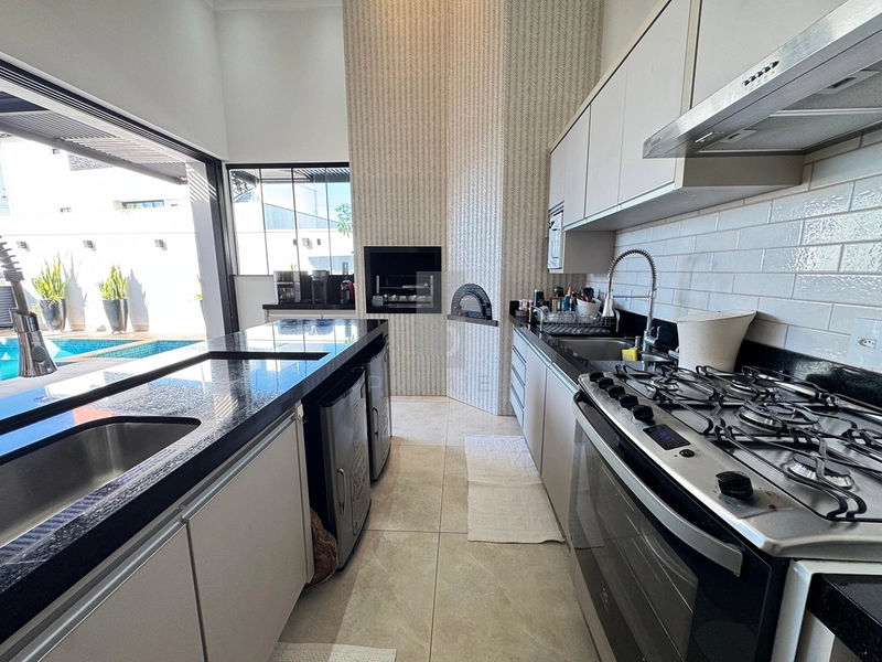 Casa com 3 suites e piscina terreno com 415 m2 Cond. Verana - Marilia-SP: 12ª foto da galeria de imagens do imóvel