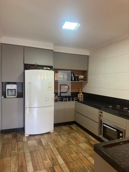 Casa a Venda com 4 quartos no Bairro Palmital em Marília-SP: 8ª foto da galeria de imagens do imóvel