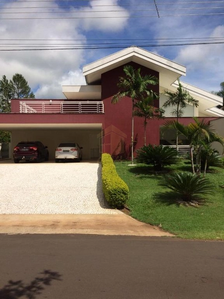 Casa a Venda com 4 quartos no Condomínio Valle do Canaã em Marília-SP.: 2ª foto da galeria de imagens do imóvel