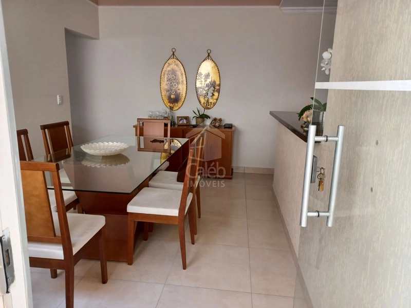 Vende-se Imóvel no Bairro Santa Gertrudes em Marília-SP.: 6ª foto da galeria de imagens do imóvel