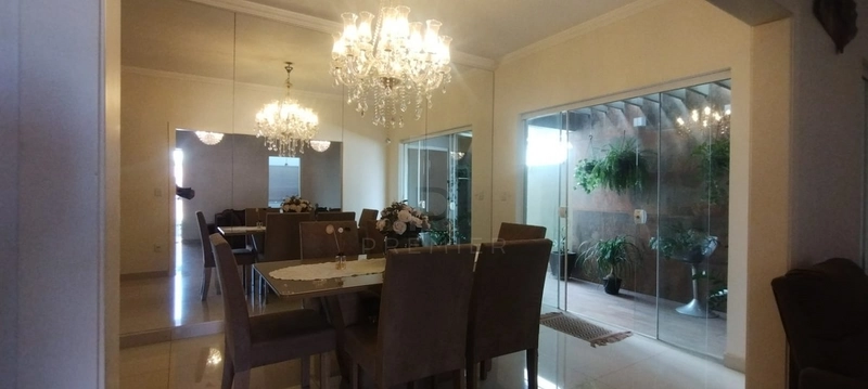 Casa com 4 quartos no Jardim Maria Isabel em Marilia / SP: 5ª foto da galeria de imagens do imóvel