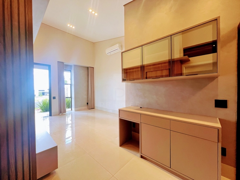 Casa com 3 quartos e piscina no Condomínio Verana em Marília-SP.: 4ª foto da galeria de imagens do imóvel
