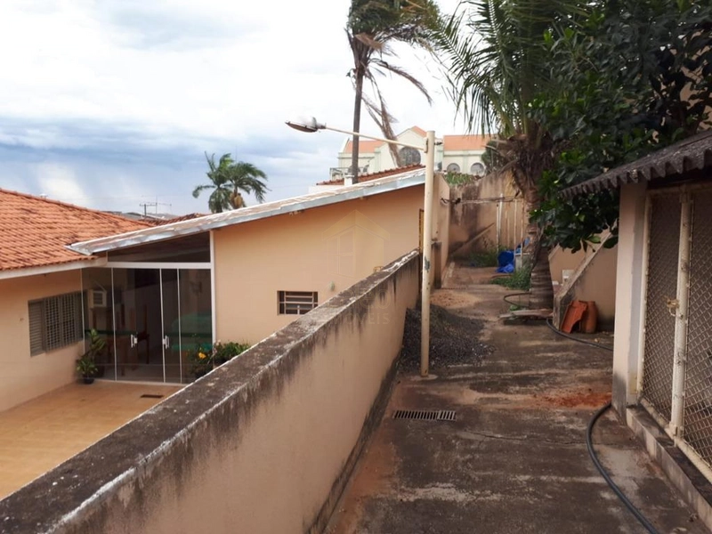 Casa Residencial a Venda no Bairro Centro, Marília SP.: 27ª foto da galeria de imagens do imóvel