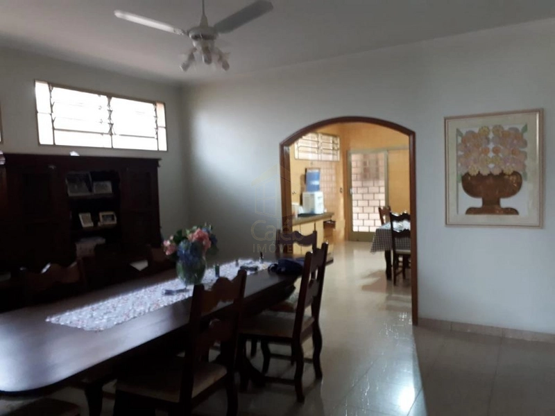 Casa Residencial a Venda no Bairro Centro, Marília SP.: 5ª foto da galeria de imagens do imóvel
