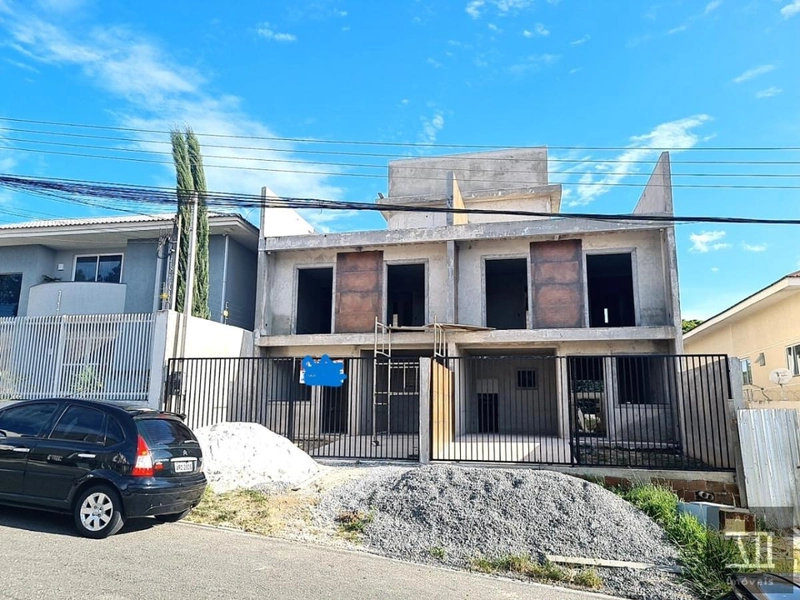 Sobrado para Venda em Curitiba, Cachoeira, 3 dormitórios, 1 suíte, 3 banheiros, 2 vagas: 4ª foto da galeria de imagens do imóvel