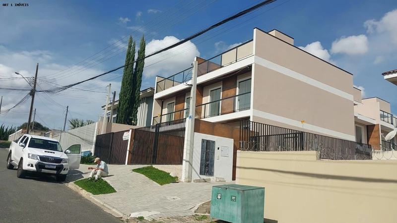 Sobrado para Venda em Curitiba, Cachoeira, 3 dormitórios, 1 suíte, 3 banheiros, 2 vagas: 2ª foto da galeria de imagens do imóvel