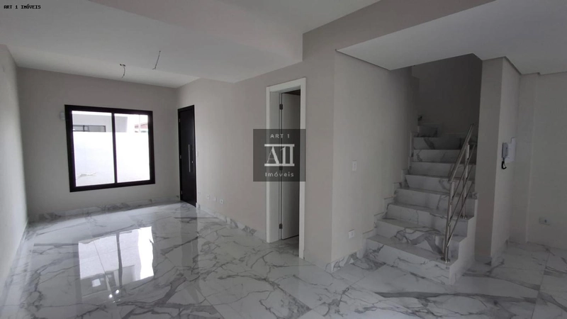 Sobrado para Venda em Curitiba, Xaxim, 3 dormitórios, 1 suíte, 3 banheiros, 3 vagas: 10ª foto da galeria de imagens do imóvel