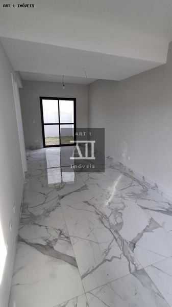 Sobrado para Venda em Curitiba, Xaxim, 3 dormitórios, 1 suíte, 3 banheiros, 3 vagas: 7ª foto da galeria de imagens do imóvel