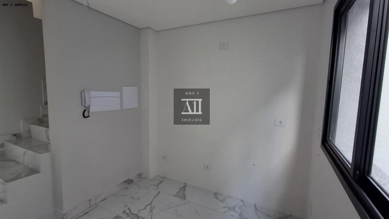 Sobrado para Venda em Curitiba, Xaxim, 3 dormitórios, 1 suíte, 3 banheiros, 3 vagas: 13ª foto da galeria de imagens do imóvel