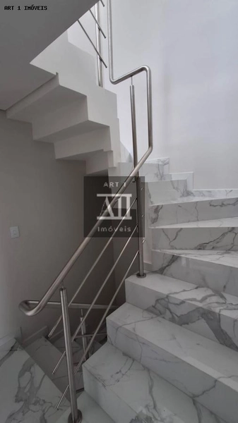 Sobrado para Venda em Curitiba, Xaxim, 3 dormitórios, 1 suíte, 3 banheiros, 3 vagas: 34ª foto da galeria de imagens do imóvel