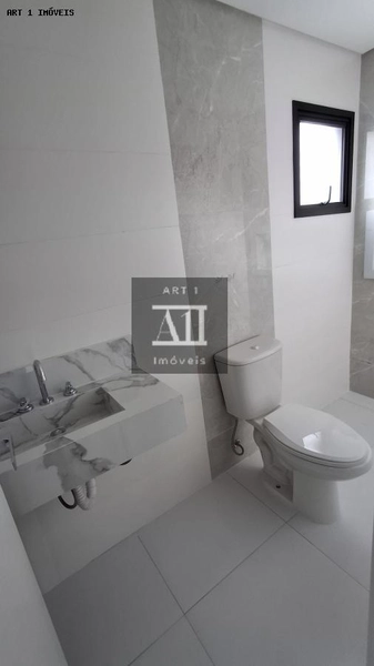 Sobrado para Venda em Curitiba, Xaxim, 3 dormitórios, 1 suíte, 3 banheiros, 3 vagas: 31ª foto da galeria de imagens do imóvel